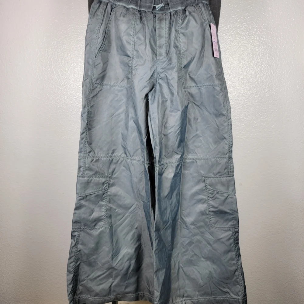 Wild Fable Women's Mid Rise Wide Leg Cargo Pants Light Teal Blue Size XXS